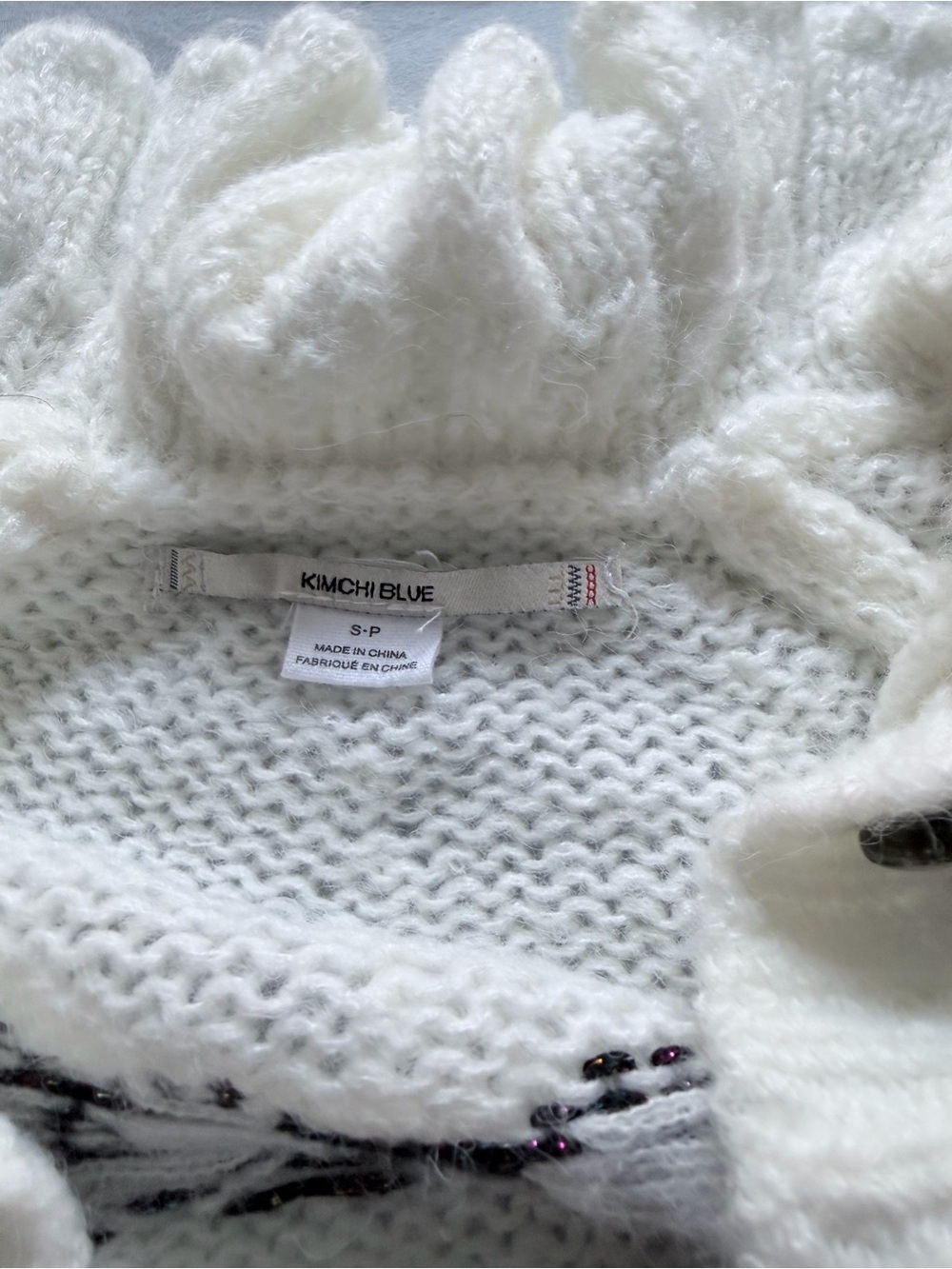 Kimchi Blue White Cardigan with Black Heart Chevron Accents - Picture 4 of 6